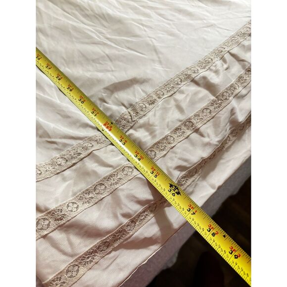 Goddard Artemis Vtg Full Slip Size 32 Beige Nylon Lace Trim Lingerie Quiet Lux - Picture 5 of 6